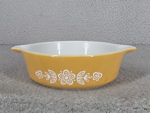 70s pyrex 471 - 471, butterfly