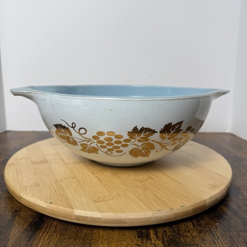 Pyrex delphite blue glass - delphite,