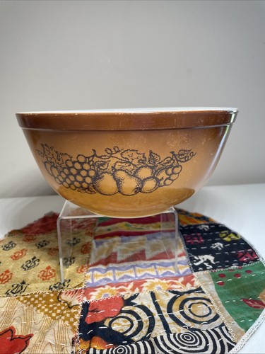 Pyrex 403 old - orchard, harvest