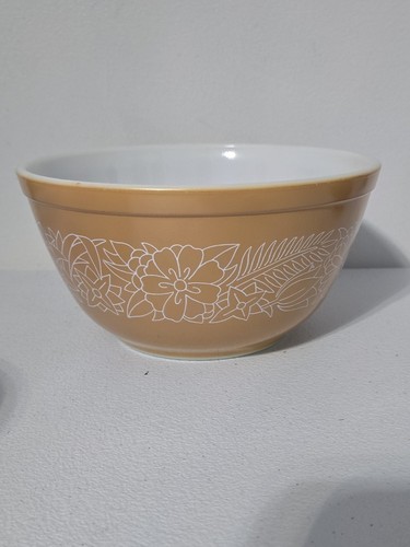 Pyrex woodland 402 nesting - woodland,