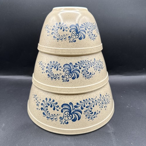 Vintage pyrex homestead bowls - pyrex,